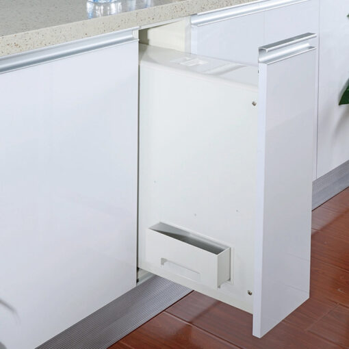 Thùng gạo gắn cánh Grob RB-22